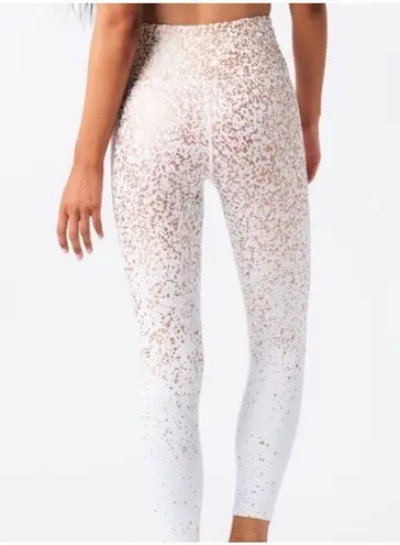 Zyia ACTIVE White Stay Gold Light N' Tight High Rise 7/8 Leggings Flecked