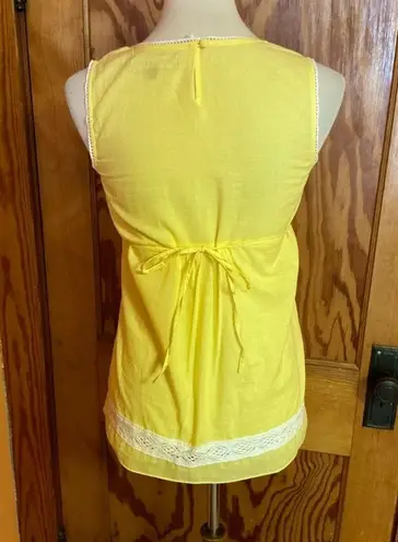 Miss Me Couture Embroidered Summer Top