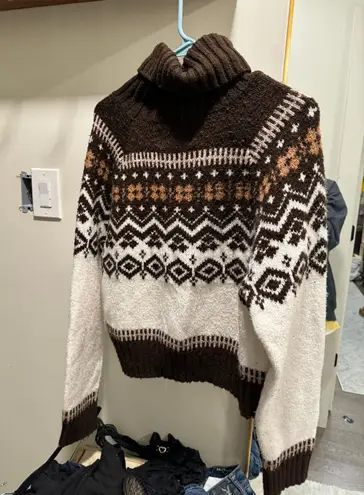 American Eagle Sweater