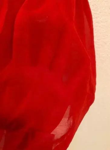 Umgee Worn Once sheer  tank blouse. Beautiful lace top with a sheer bottom.Sz M