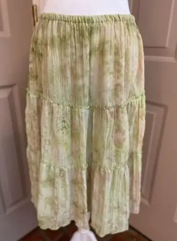 Sandra Darren light green tiered full broomstick skirt with sequins. Lined Sz 12