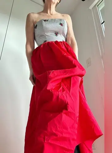 Vintage 90s Formal Dress Full Length Ball gown Size 4 Modern Red Prom
