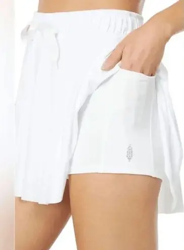 Free People  Movement Bright White On Point Tennis Shorts Skort Size Large NWOT