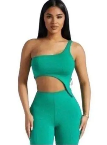 Naked Wardrobe - NWT Green Smooth
Side Asymmetrical Crop Top
Sz M