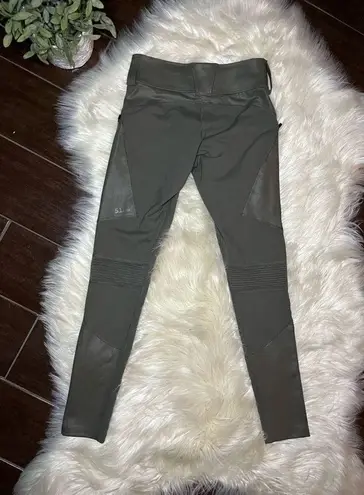 5.11  Tactical Raven Range leggings olive green sz XS