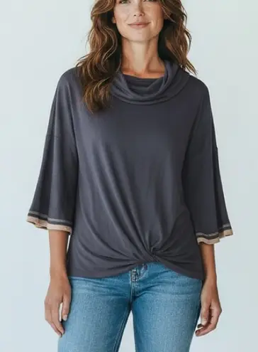 Prómesa NWT. Navy Blue Boatneck Blouse