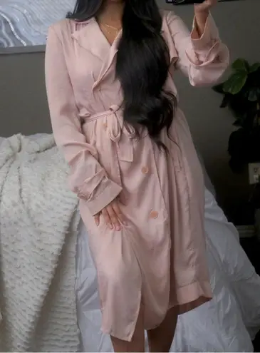 BCBGMAXAZRIA  Satin Pink Button Down Trench Coat Duster Dress