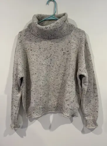 Levitate Sweater Gray Size M