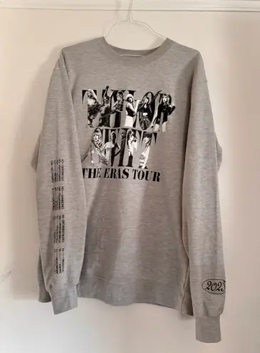 Taylor Swift Crewneck thumbnail 1