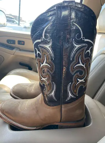 Barely worn cowboy boots Brown Size 8.5