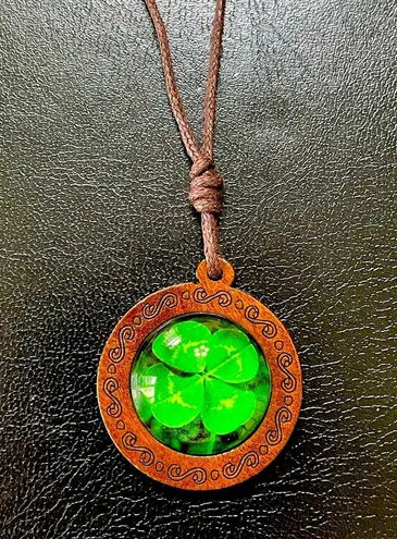 Four Leaf Clover Necklace Green With Brown Cord New