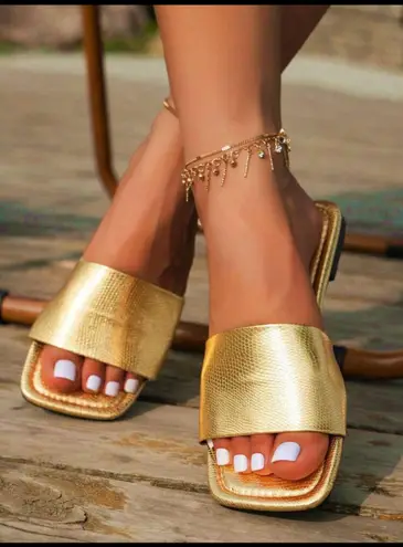 NEW Elegant Metallic Gold Women's Slide Sandals Summer Shoes size 5.5