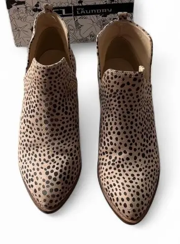 Cheetah Print Faux Leather Ankle Booties Size 9