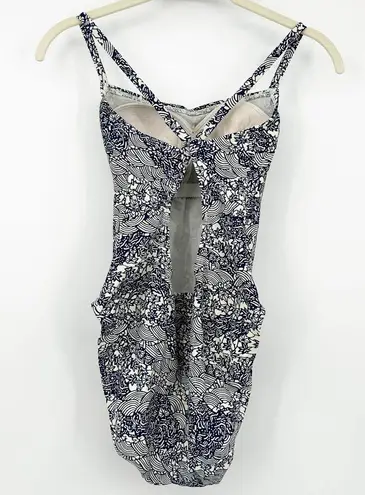 Victoria's Secret  Womens Y2K Boho Floral Printed One Piece Swim Swimsuit Size XS