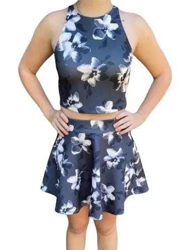 Hollister 2 Piece Set Scuba Dress Skirt & Top Floral Print - S/M