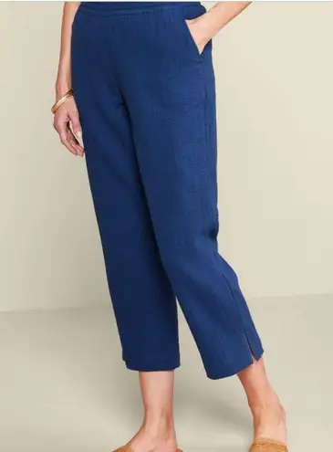 Soft Surroundings Navy Blue gauze cropped pants.Elastic Waistband. Size SmallNWT