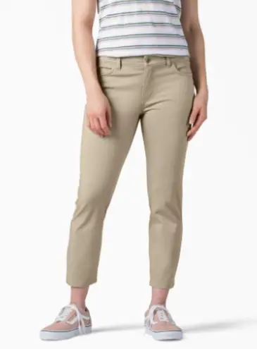 Dickies NWT  Perfect Shape Skinny Fit Capri Pants In Rinsed Oxford Stone