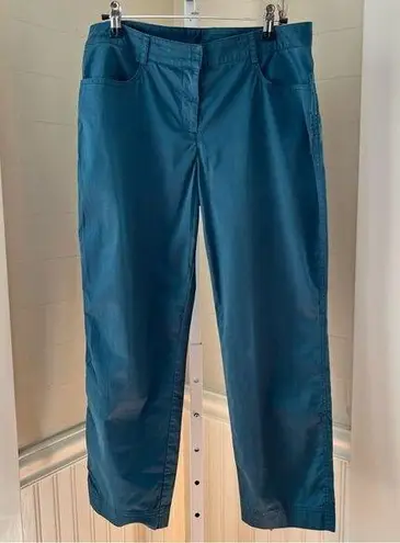 St. John SoCa Green Crop Pants Size 6 Made in USA Quiet Luxury