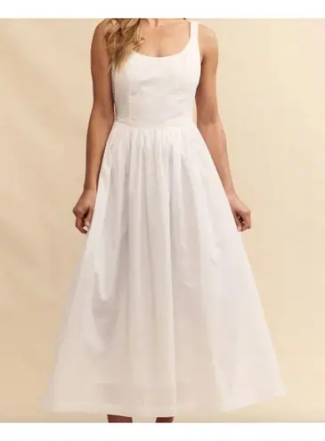 Nobody’s Child White Fitted A