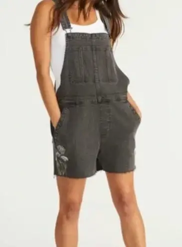 Driftwood #46 NWT Shortalls in Daisy Fields Black
