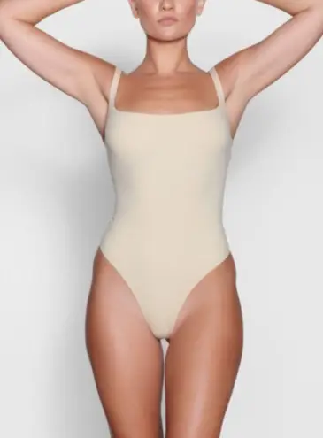 SKIMS Fits Everybody Square Neck Bodysuit in Sand, Size XXS
