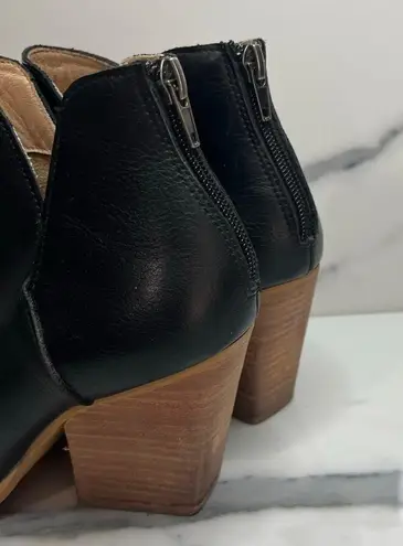 Mi.im | Women's Classic Black Leather Festival Pointed Toe Stack Heel Boots Sz 9