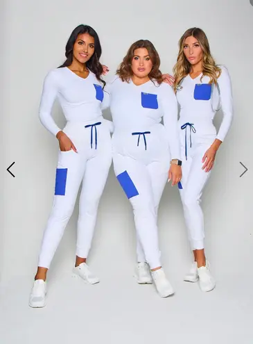 Ash Two Piece h Scrubs in Charmed