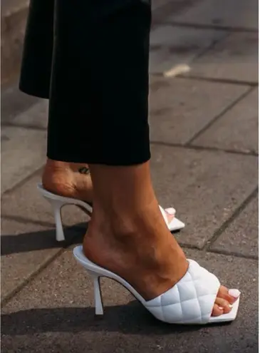 EGO White Quilted Faux Leather Mules Open Square Toe Slip On Heels Size 11