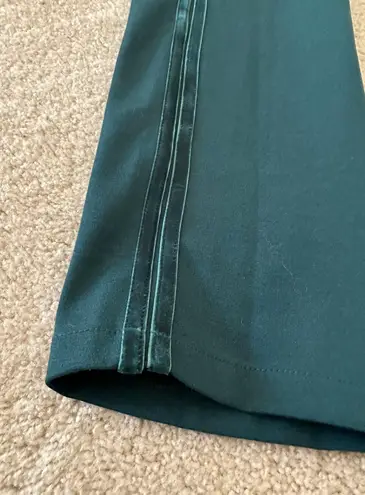 Marc New York NWT $69 Woman’s Dark Green Cropped Pull On Pants, Sz L