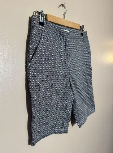 SALE! B/W Dept 222 Diamond Patterned Bermuda Shorts Size 6 EUC