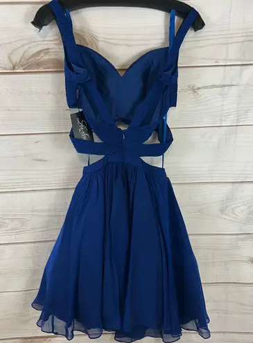 La Femme NWT  Blue Cut Out Cocktail Special Occasion Dress Full Skirt Size 2