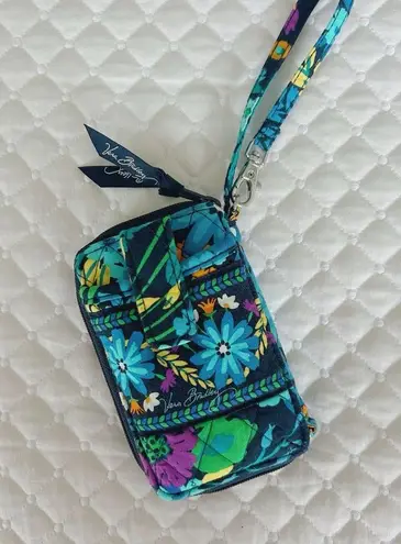 Vera Bradley FREE WITH PURCHASE  Floral Wristlet Wallet