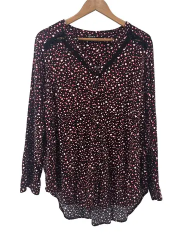 Torrid  Womens Black Red Heart Star Print Lace Trim Long Sleeve Tunic Top Size 1