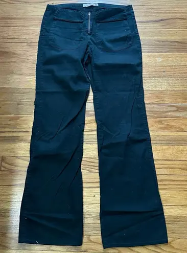 Level Mid Rise Black Flare Pants – Front Pockets, Zipper Closure – Size 6