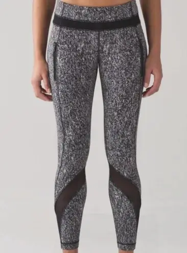 Lululemon Power Luxtreme Suited Jacquard Black & White