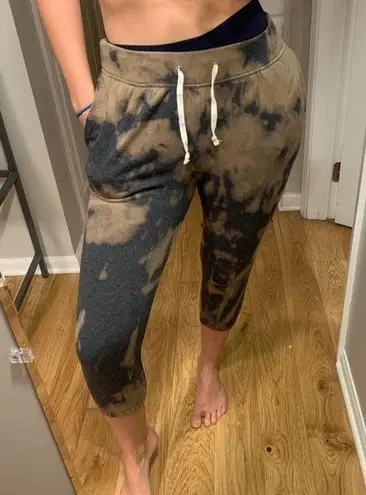 Champion  bleach tie dyed cropped joggers!