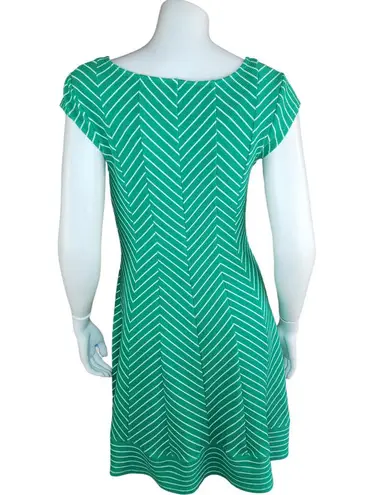 Robbie Bee Womens XS Green White Chevron Short Sleeve A-Line Midi Dress Spring