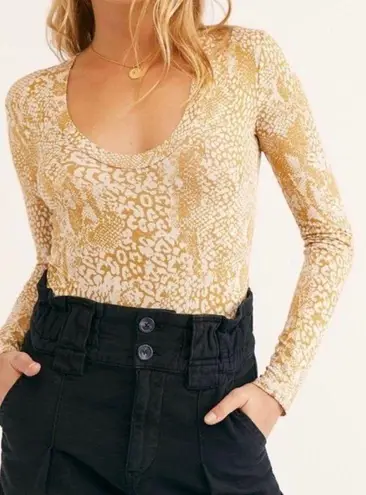 Free People  leopard print Bodysuit Sz M