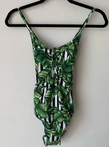 Red Carter NWOT  Havana Leaf One Piece Swimsuit