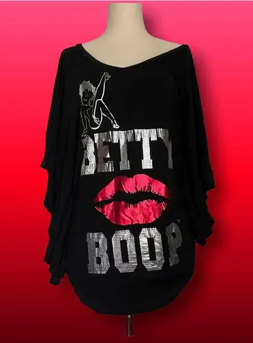 Betty Boop Universal Studios  Women Top Size Medium Bat Wing Foil Graphic Lip