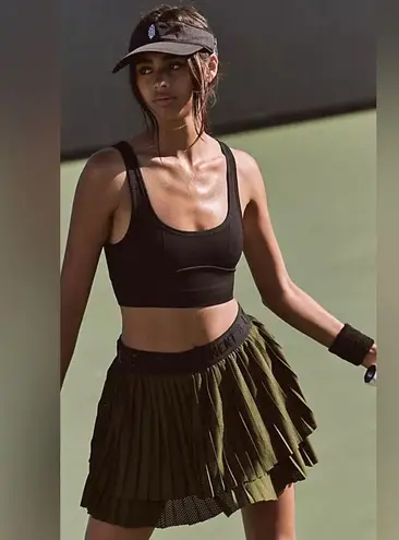 Free people FP movement on deck skort sz M nwt Black Size M