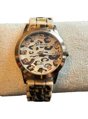 Geneva Women's Leopard Print Quartz Watch Beige & Black 10" Adjustable Resin Ban