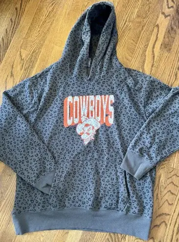 OSU Cowboys Gameday Couture Grey Leopard Hoodie. Women’s XL Gray