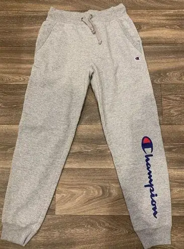 Champion  joggers .  Size: S.