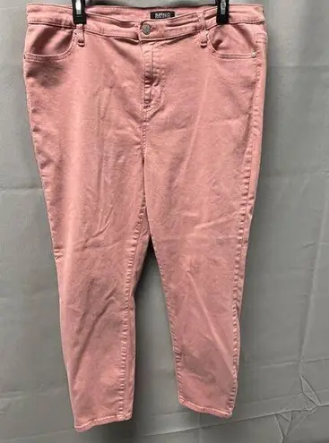 Buffalo David Bitton Buffalo Women's Pink Cropped Jeans/ High Rise/Stretch SIze 16/36 SKU 3488