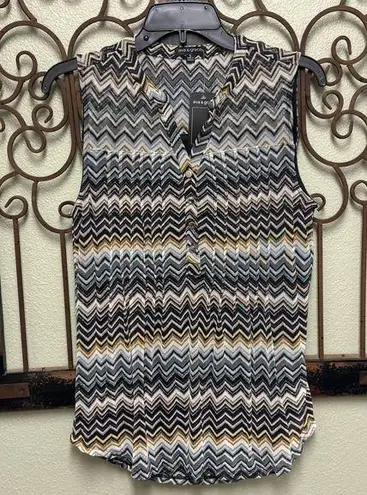 Ava  & Grace double lined sleeveless vneck chevron blouse