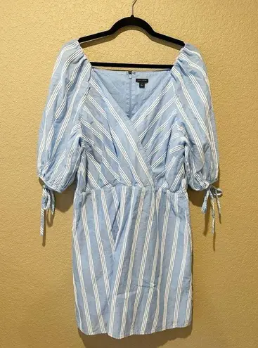 Ann Taylor  Blue + White Puff Sleeve Wrap Tie Detail Mini Dress Size Medium