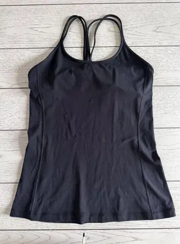 Lululemon  black tank top size 8 excellent pre owned condition