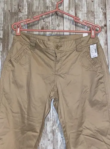 Maurice's Women's  Kaylee Original Fit Khaki Cropped Capris Juniors Size 9/10 NWT