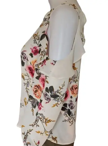 Staccato Stitch Fix White Floral Crepe Ruffle Cold Shoulder Blouse Size Small